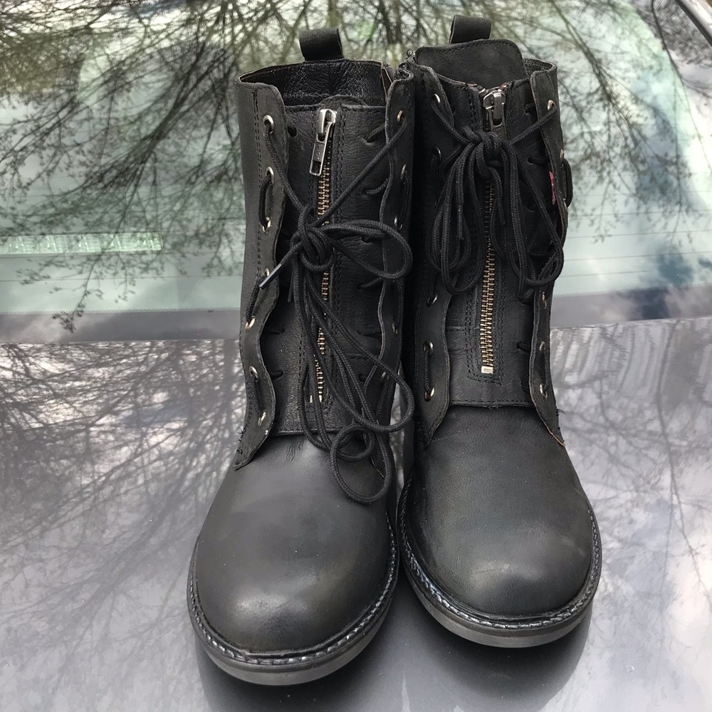 Moto Boots Women’s 9